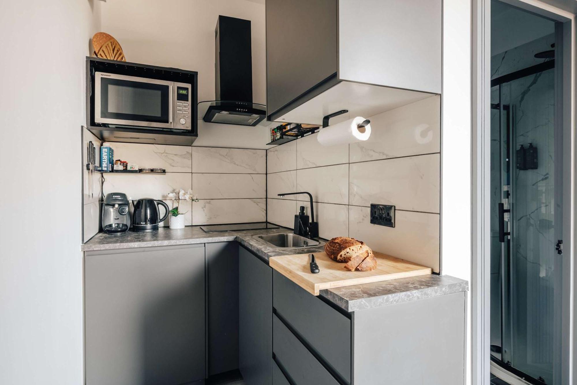 Modern And Spacious Duplex In Earls Court 伦敦 外观 照片